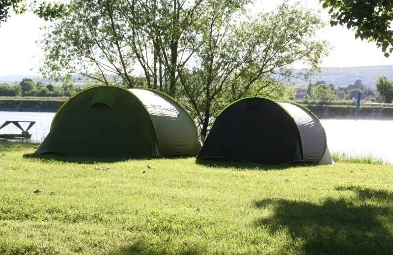Camping Aux Rives Du Soleil in Pont-de-Vaux — Foto 4