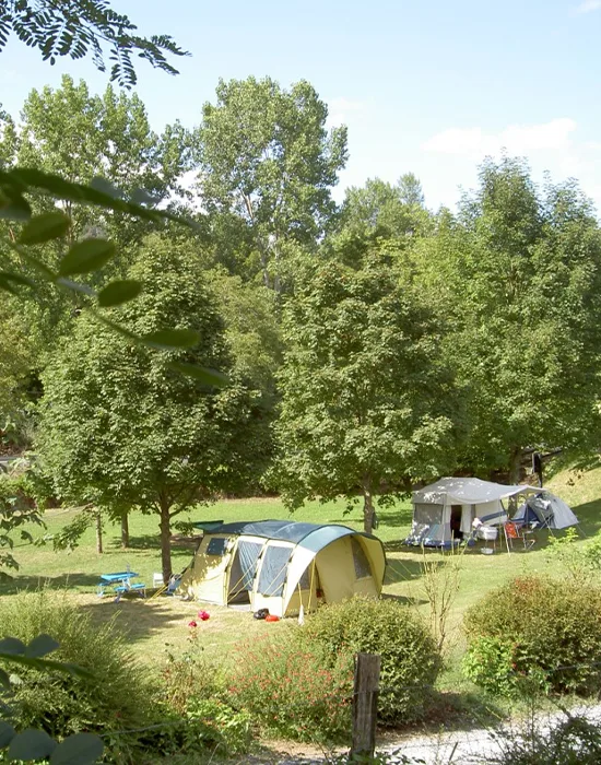 Camping Carrique in Alos-Sibas-Abense