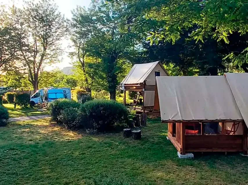 Camping Castanhada — Chambonas