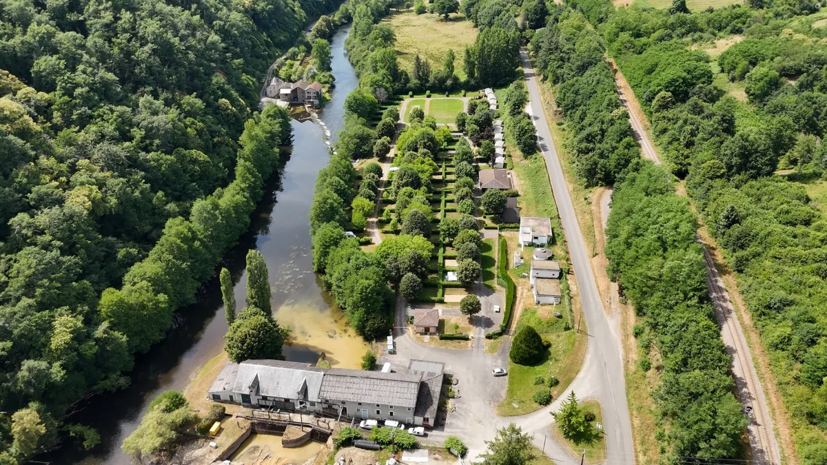 Camping De Beaufort in Saint-Léonard-de-Noblat