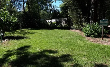 Camping De Bergougne in Rives