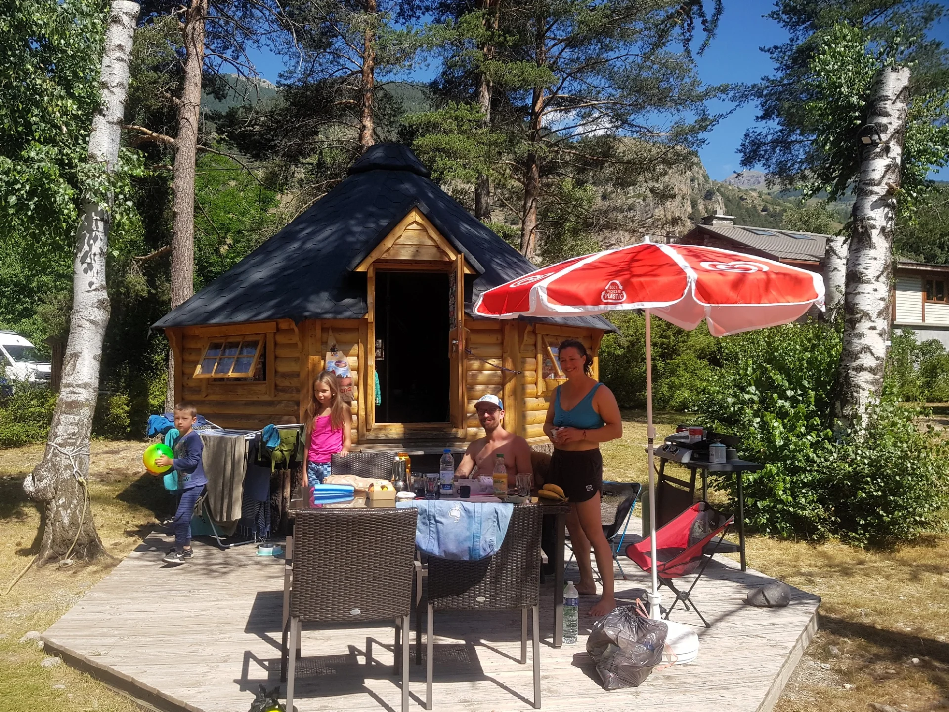 Camping De L'Iscle De Prelles à Saint-Martin-de-Queyrières — photo 2