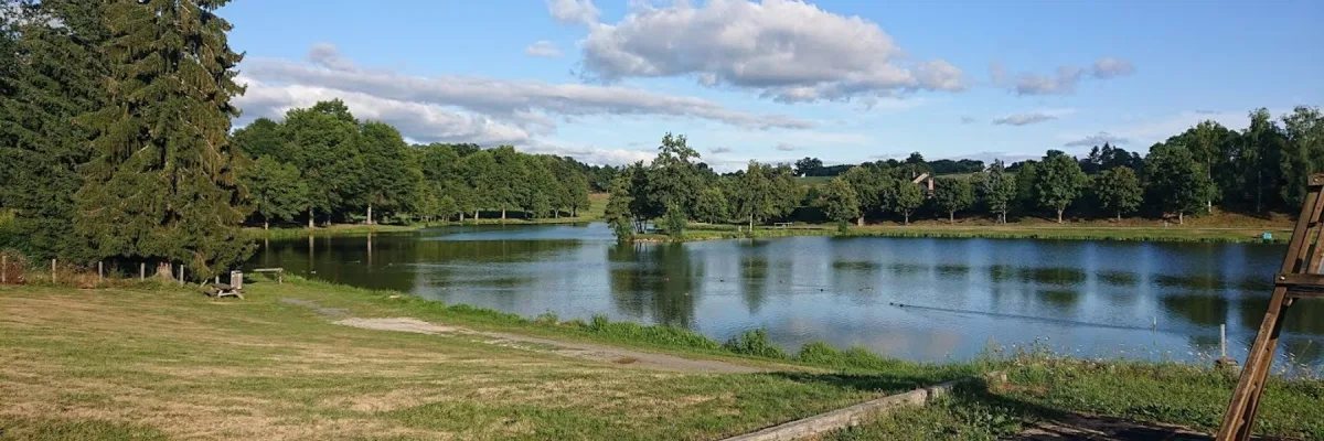 Camping De La Vézénie in Lubersac