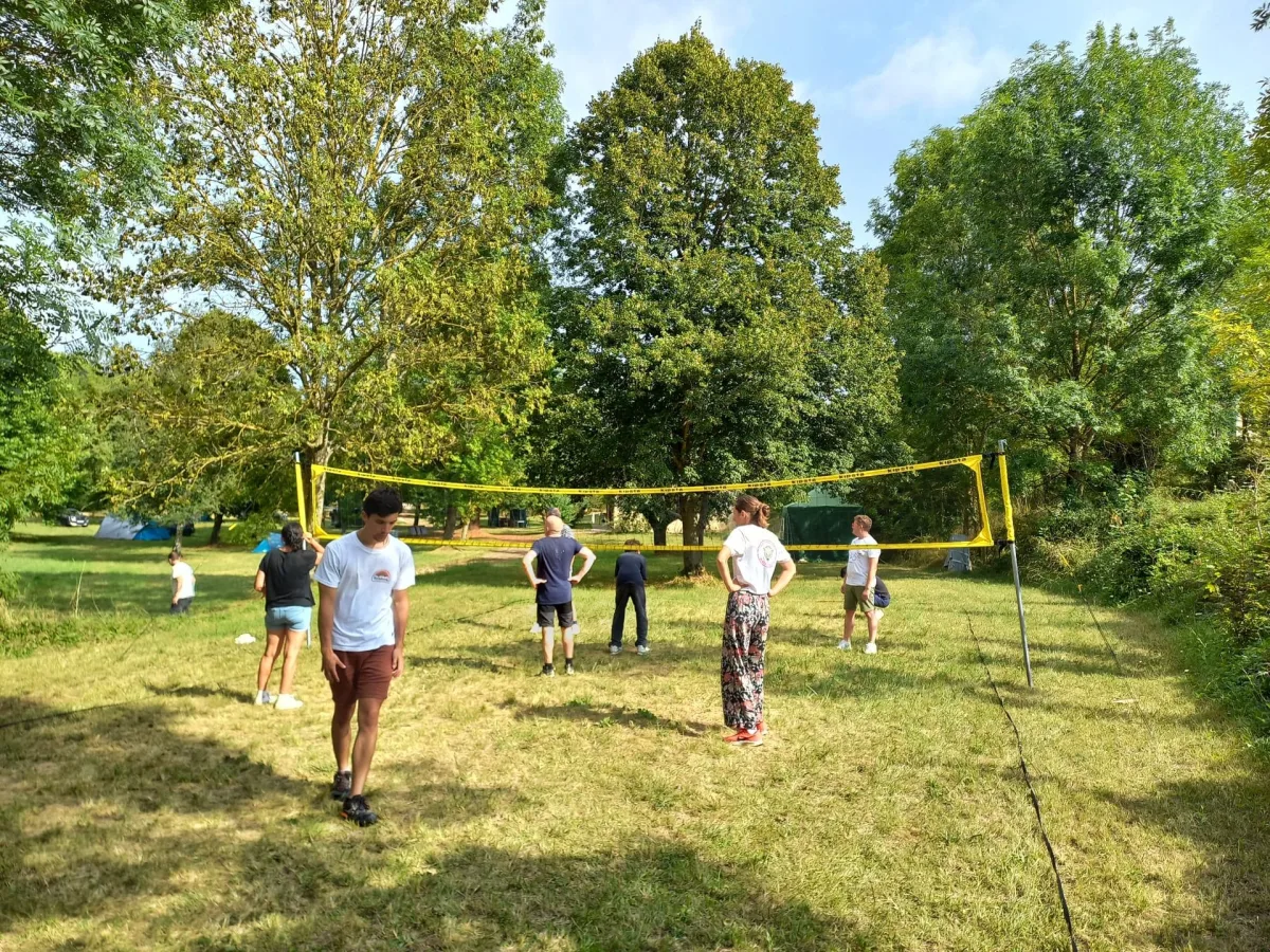 Camping Des Deux Sequoias in Nant