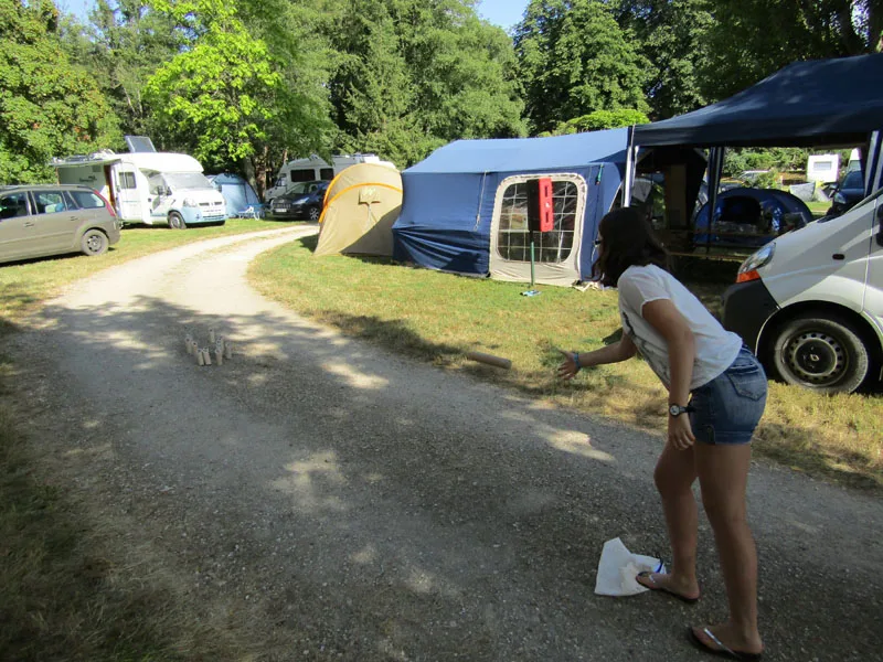 Camping des Lancières in Rogny-les-Sept-Écluses — foto 4