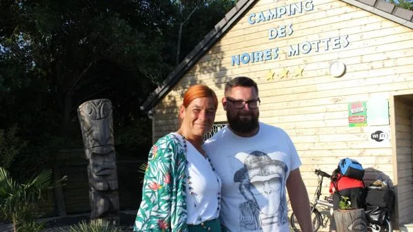 Camping Des Noires Mottes — Sangatte