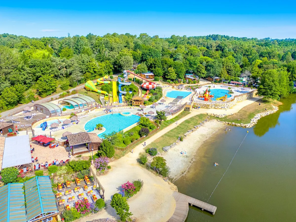 Camping Domaine Du Moulinal in Biron