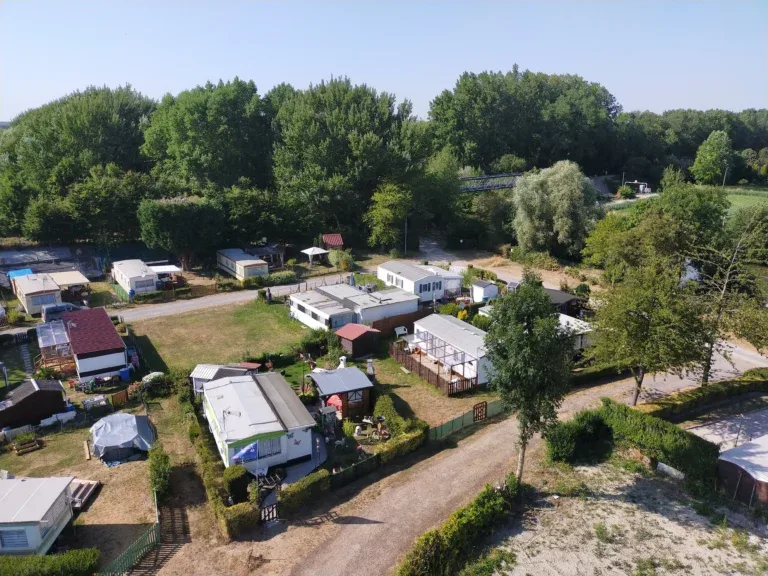 Camping Domaine Du Ranch Car in Éperlecques