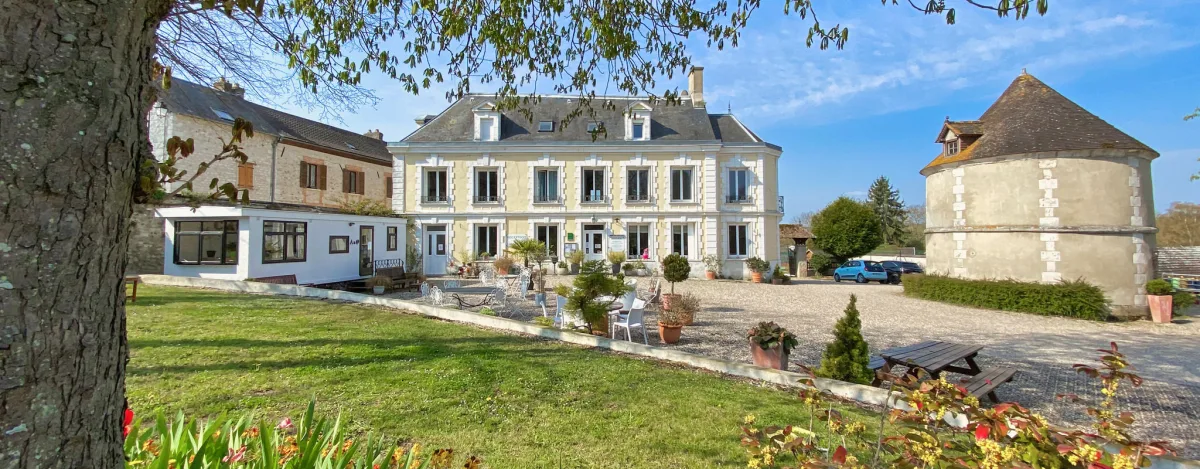 Camping Du Château De Bouafles