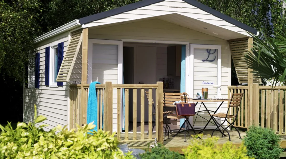 Camping du Haras in Monterblanc — Foto 4
