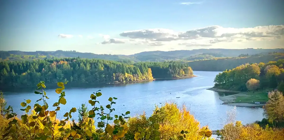 Camping Du Lac De Viam