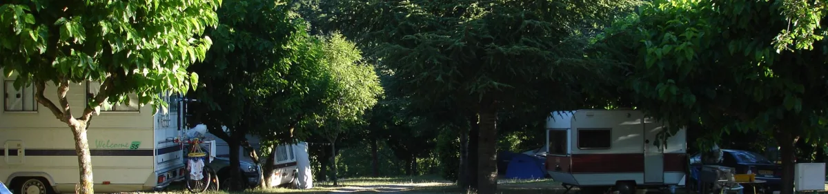 Camping Du Pont De Mercier in Thueyts