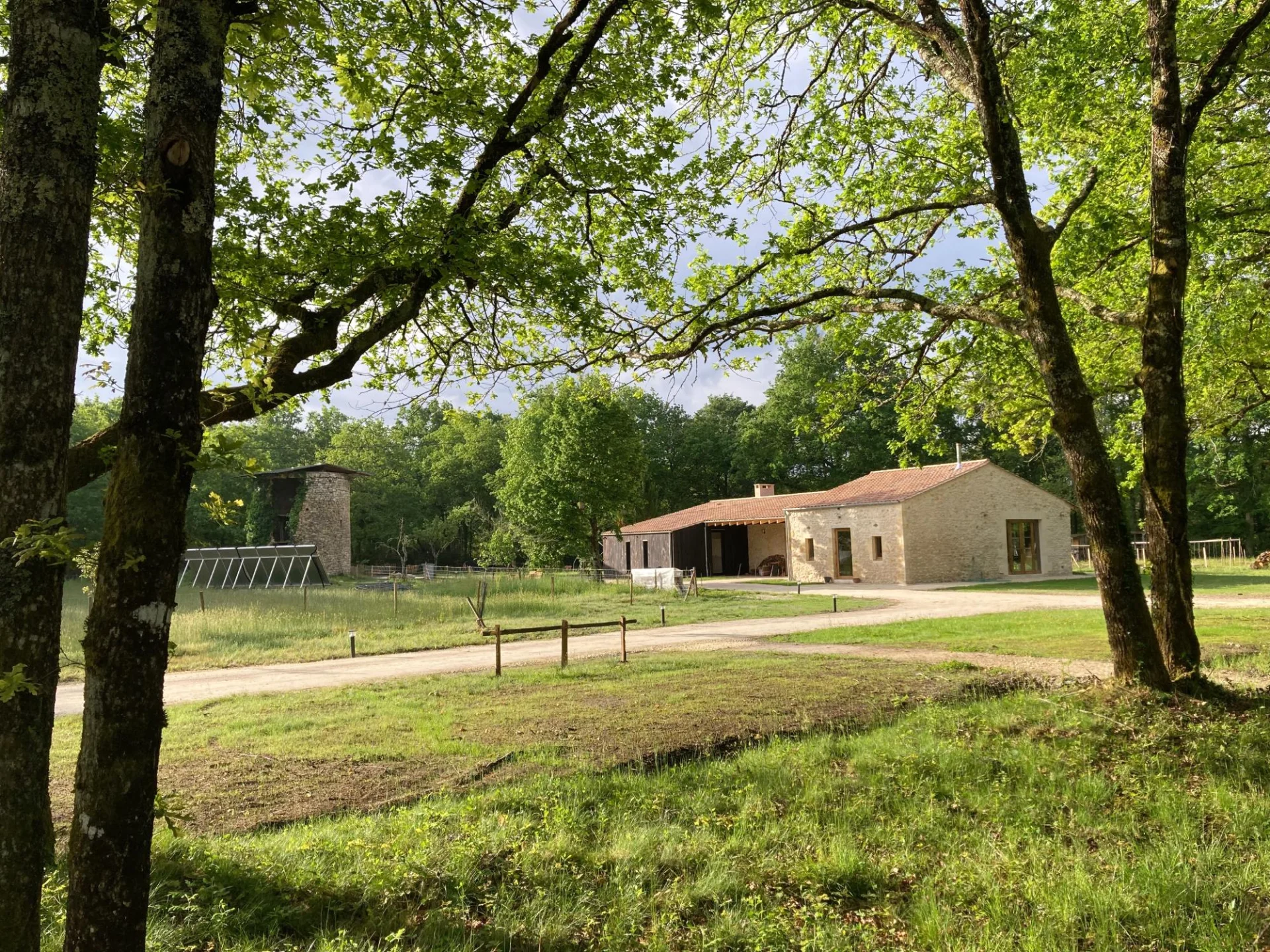 EH!CO, l'écolieu du moulin de Peysoup in Listrac-Médoc — Foto 2