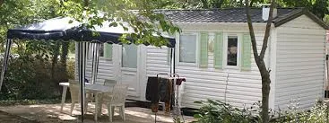 Camping Fontisson in Châteauneuf-de-Gadagne — Foto 3