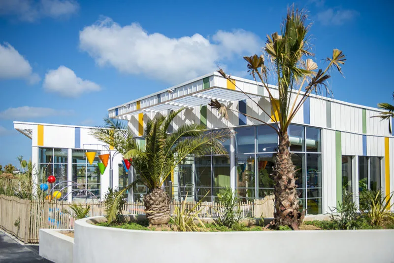 Camping la Capricieuse 5 étoiles en Normandie in Luc-sur-Mer — foto 2