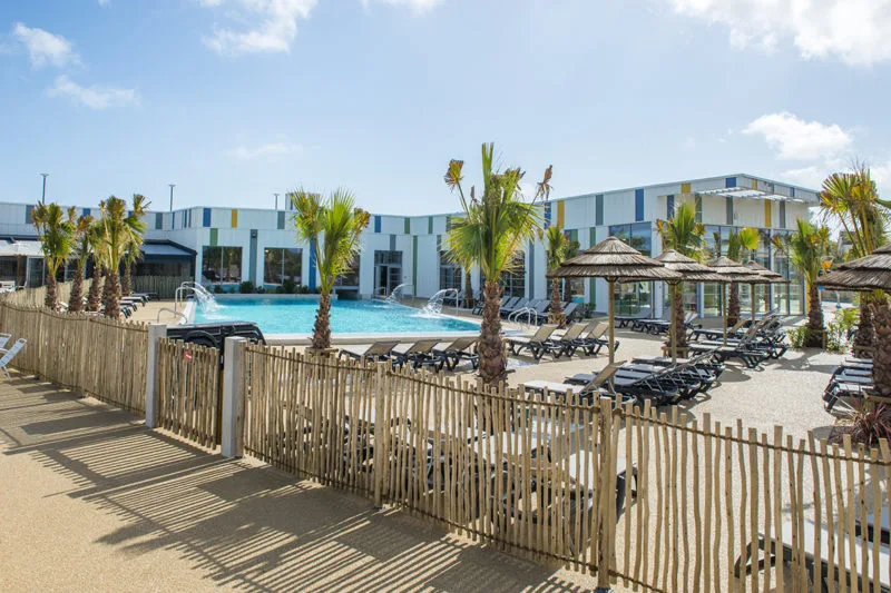 Camping la Capricieuse 5 étoiles en Normandie in Luc-sur-Mer