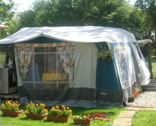 Camping La ferme de Bouzencourt in Le Hamel — foto 4