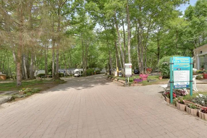 Camping La Musardière in Milly-la-Forêt