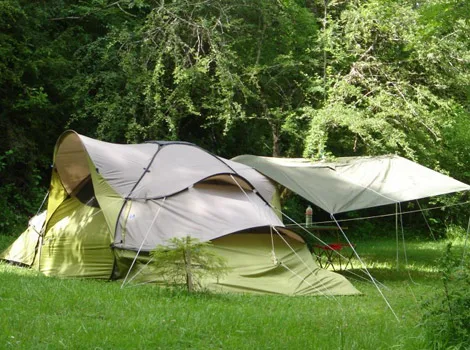 Camping La Petite Montagne in Moirans-en-Montagne — foto 5