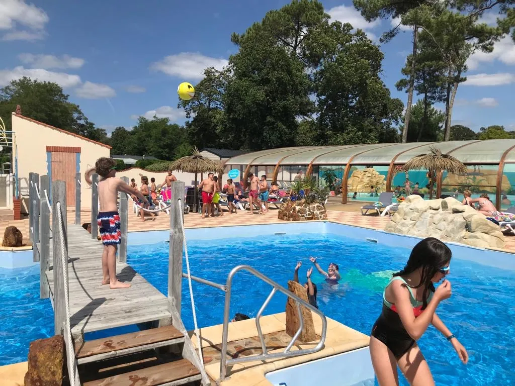 Camping La Pomme De Pin in Jard-sur-Mer