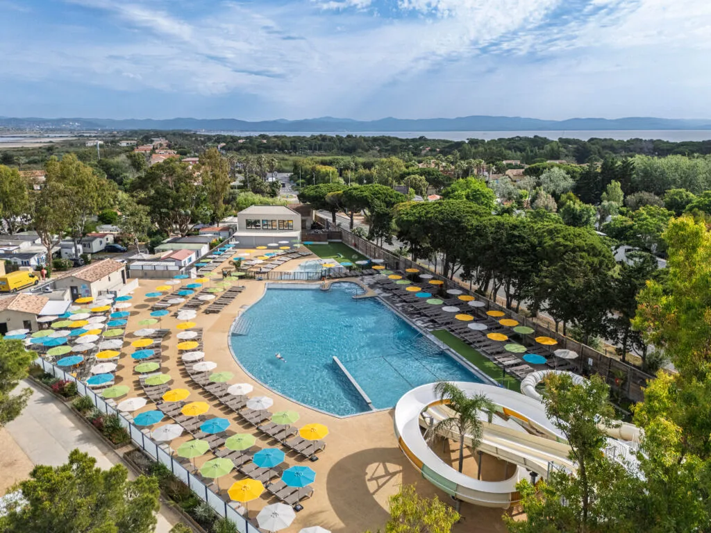 Camping La Presqu'Île De Giens — Hyères