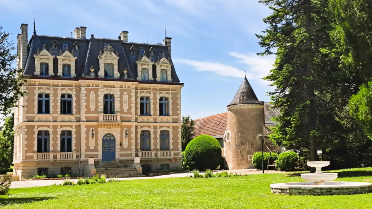 Camping La Rolandiere in Trogues