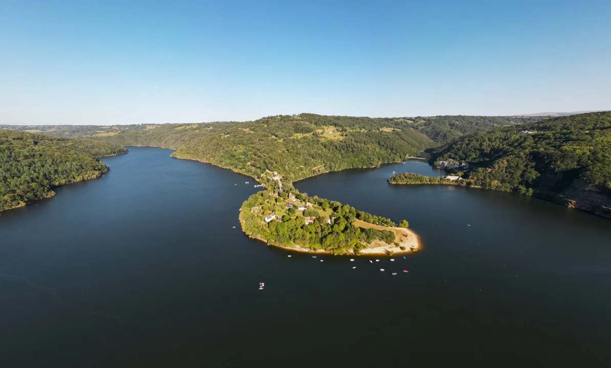 Camping La Source in Thérondels