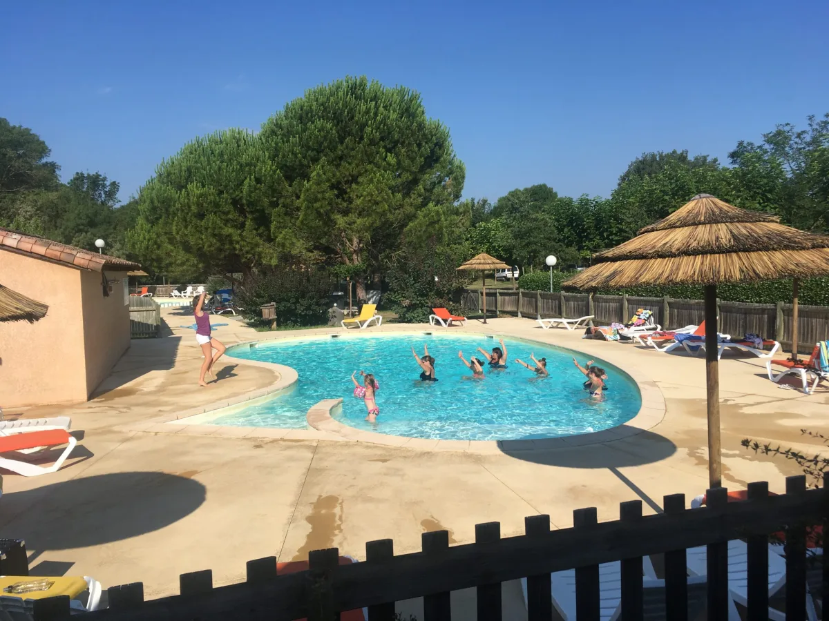 Camping La Source en Ardèche in Berrias — Foto 2