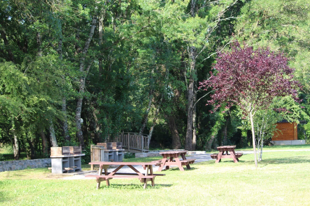 Camping La Source en Ardèche in Berrias — Foto 3