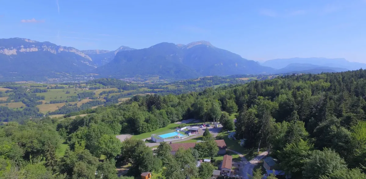 Camping Le Balcon De Chartreuse in Miribel-les-Échelles