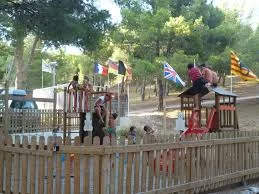 Camping Le Bois de Pins in Salses-le-Château — Foto 11