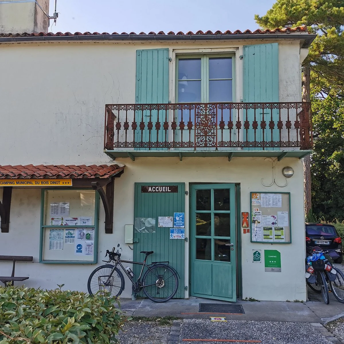 Camping Le Bois Dinot in Marans — photo 2