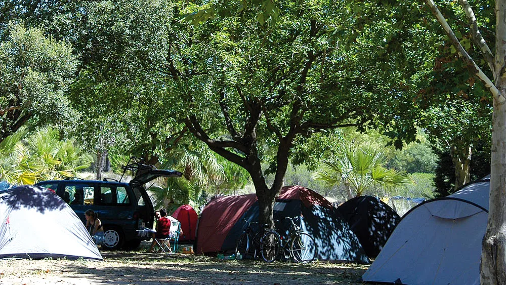 Camping Le Bravet — Fréjus