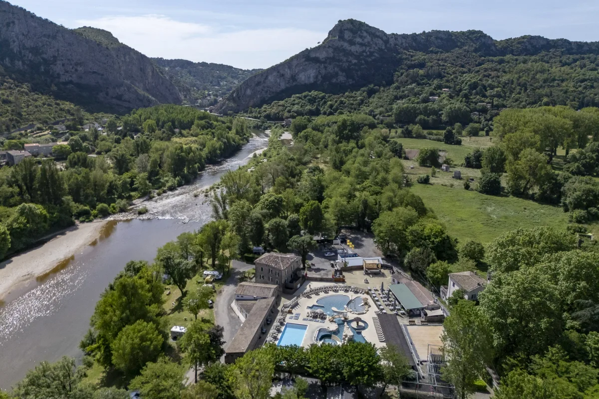 Camping Le Castel Rose — Anduze