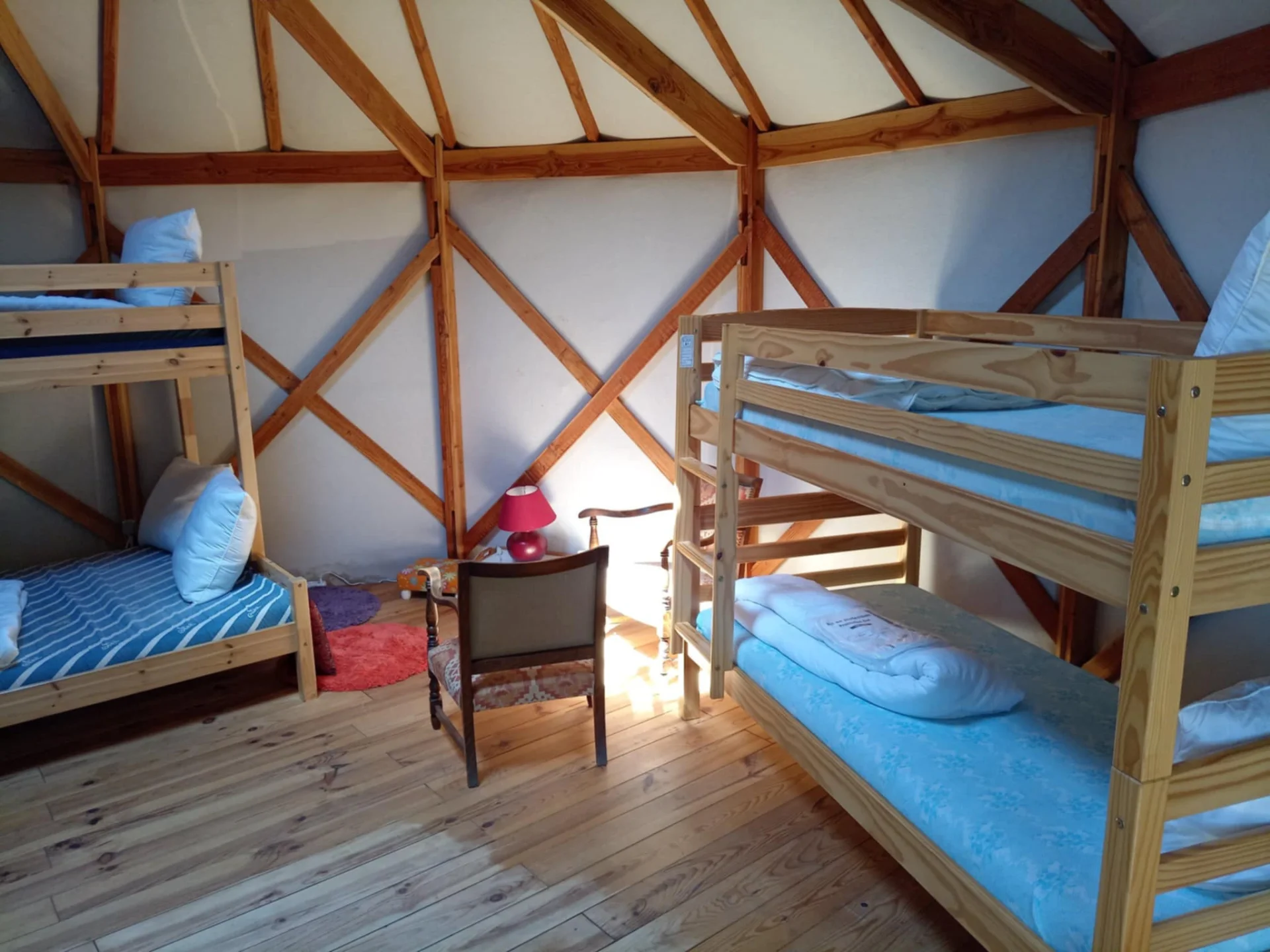 Camping Le Chabrioux à Saint-Michel-de-Chabrillanoux — photo 6