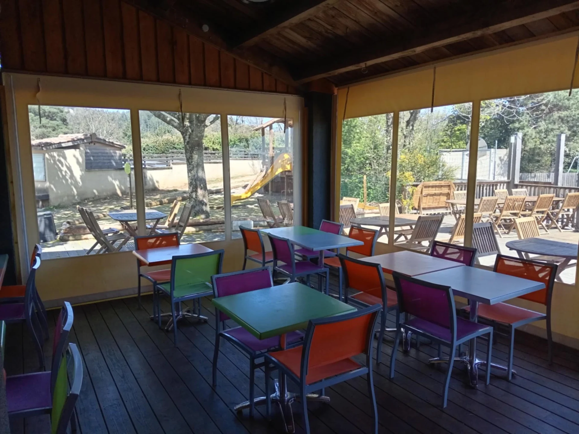 Camping Le Chabrioux à Saint-Michel-de-Chabrillanoux — photo 7