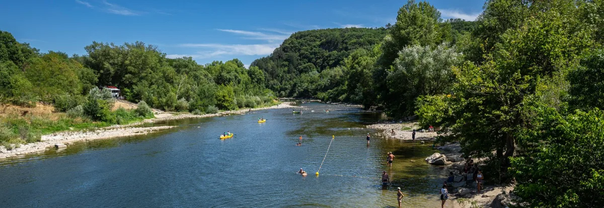 Camping Le Chauvieux in Salavas