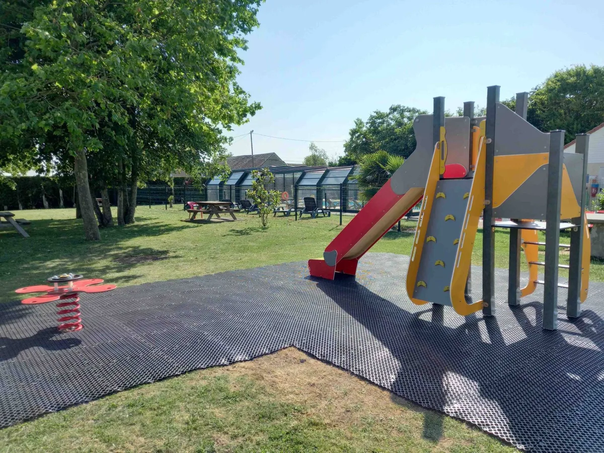 Camping Le Clos Des Tourterelles in Bouzonville-aux-Bois