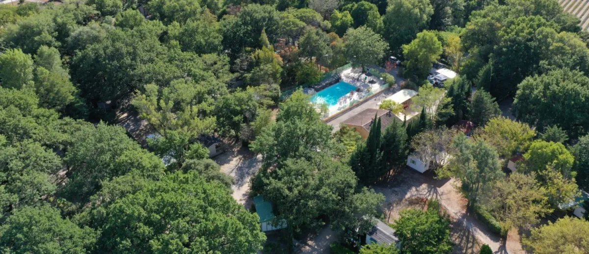 Camping Le Domaine De La Coronne in Valréas
