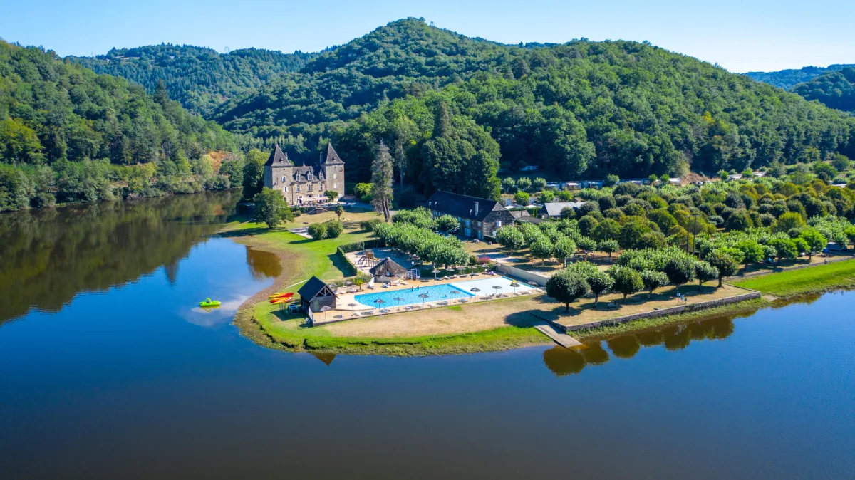 Camping Le Gibanel in Saint-Martial-Entraygues
