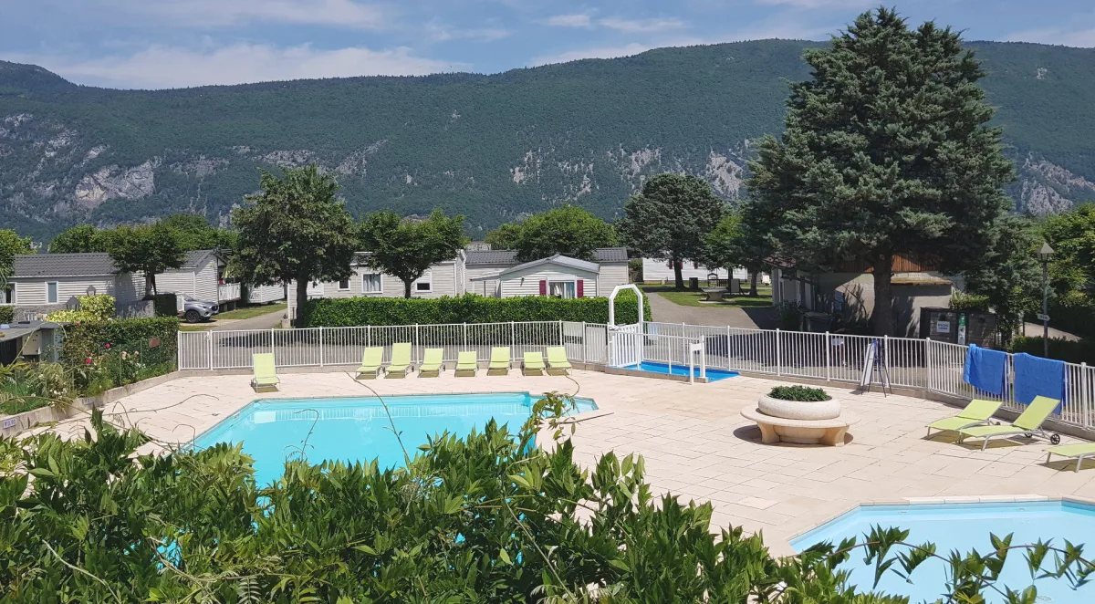 Camping Le Grand Verney — Novalaise