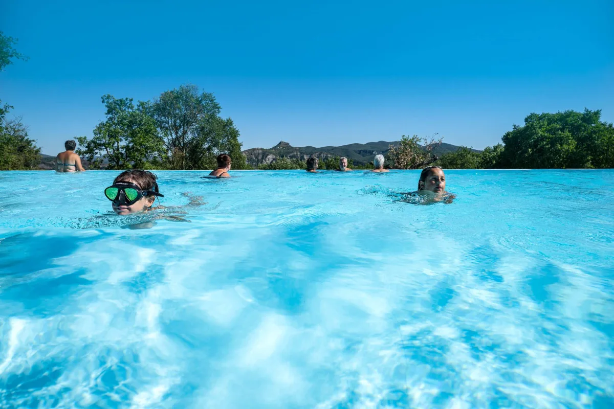Camping Le Mas De Chavetourte in Saint-Alban-Auriolles