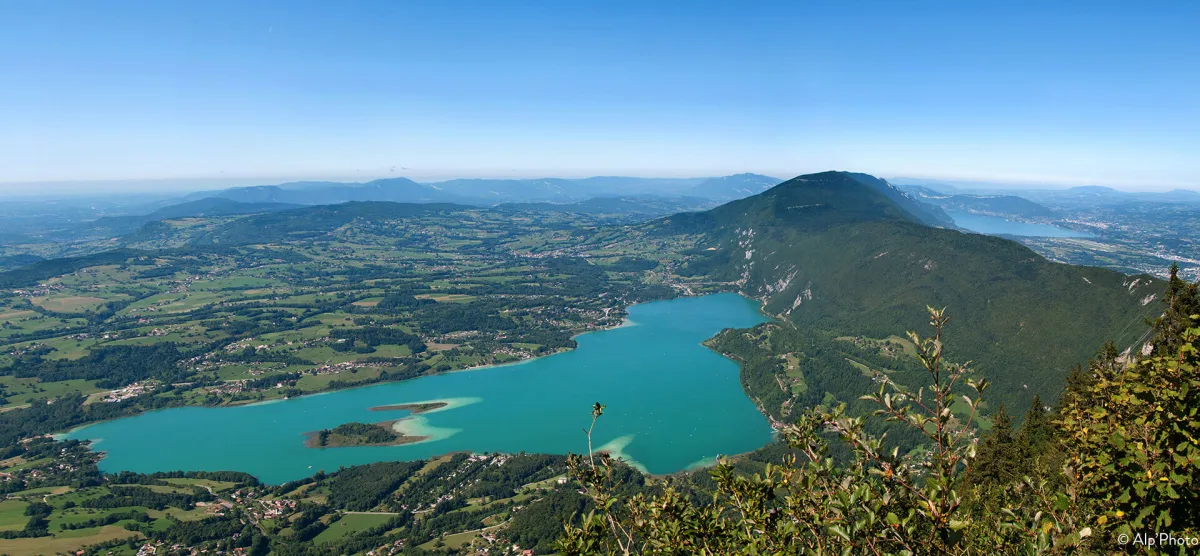 Camping Le Mont Grêle — Lépin-Le-Lac