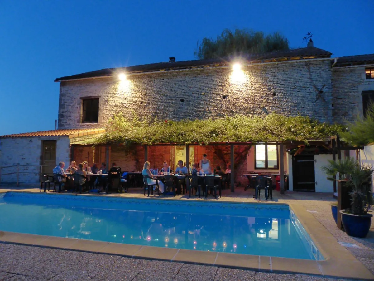 Camping Le Moulin in Chef-Boutonne