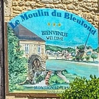 Camping Le Moulin Du Bleufond in Montignac