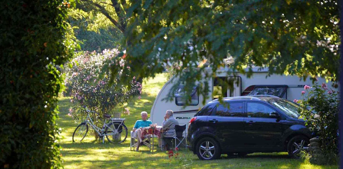 Camping Le Peyrolais — Saint-Julien-De-Peyrolas