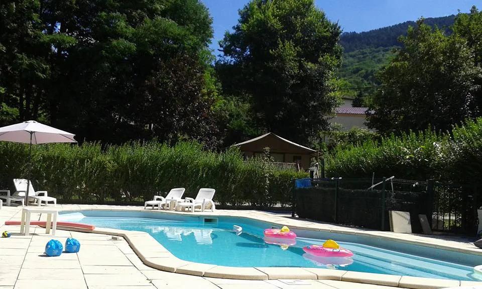 Camping Le Salins Les Bains