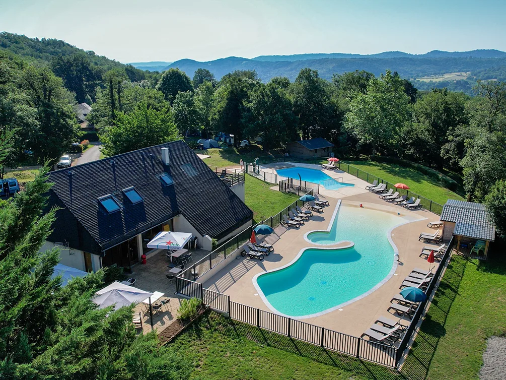 Camping Le Viginet in Saint-Nectaire