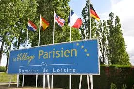 Camping Le Village Parisien in Varreddes