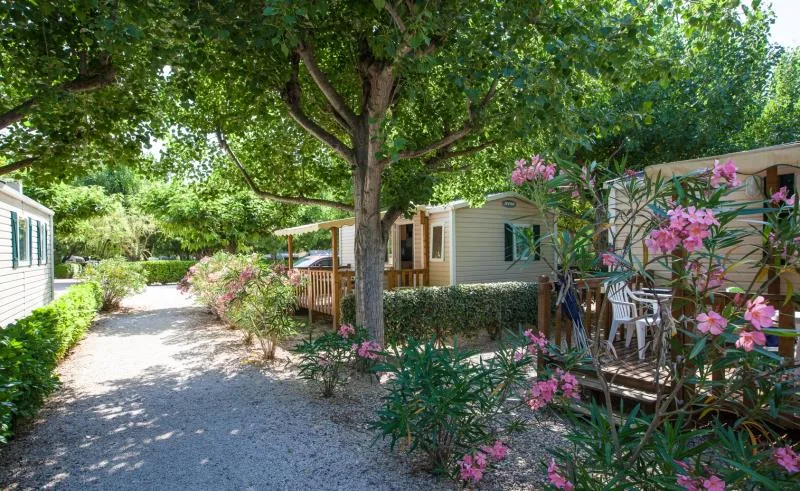 Camping Les Amarines in Goudargues — Foto 2